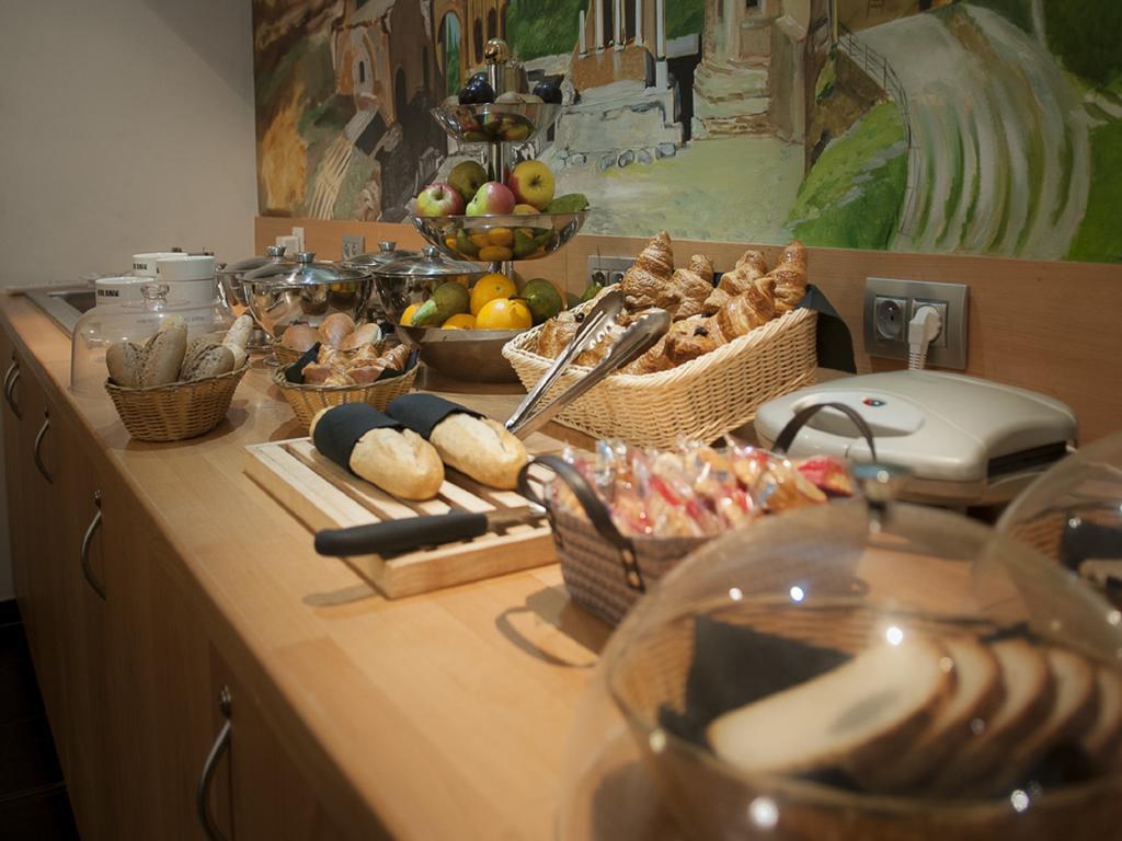 Hotel Tristar La Louvière Zewnętrze zdjęcie