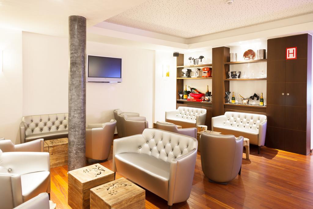 Hotel Tristar La Louvière Zewnętrze zdjęcie