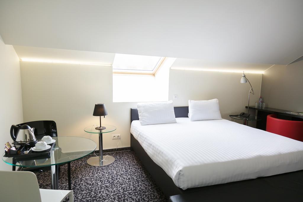 Hotel Tristar La Louvière Zewnętrze zdjęcie