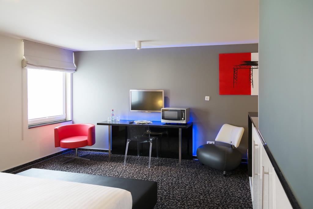 Hotel Tristar La Louvière Zewnętrze zdjęcie