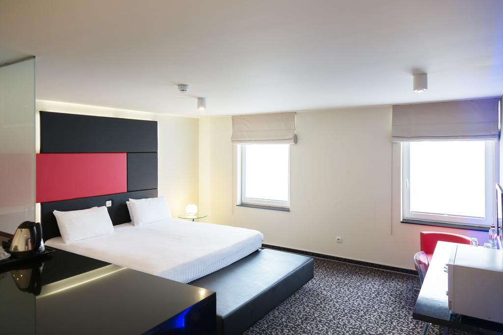 Hotel Tristar La Louvière Zewnętrze zdjęcie