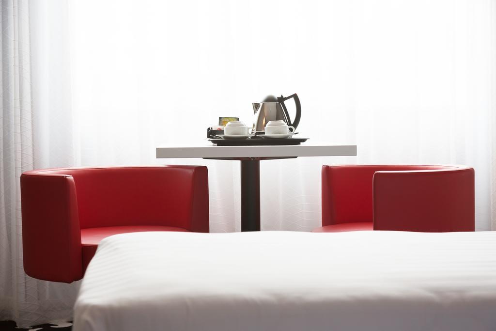 Hotel Tristar La Louvière Zewnętrze zdjęcie